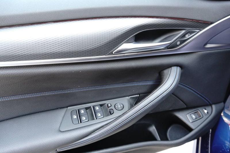 Car Thumb