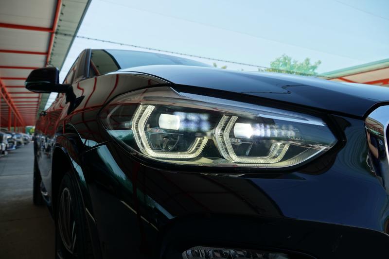Car Thumb